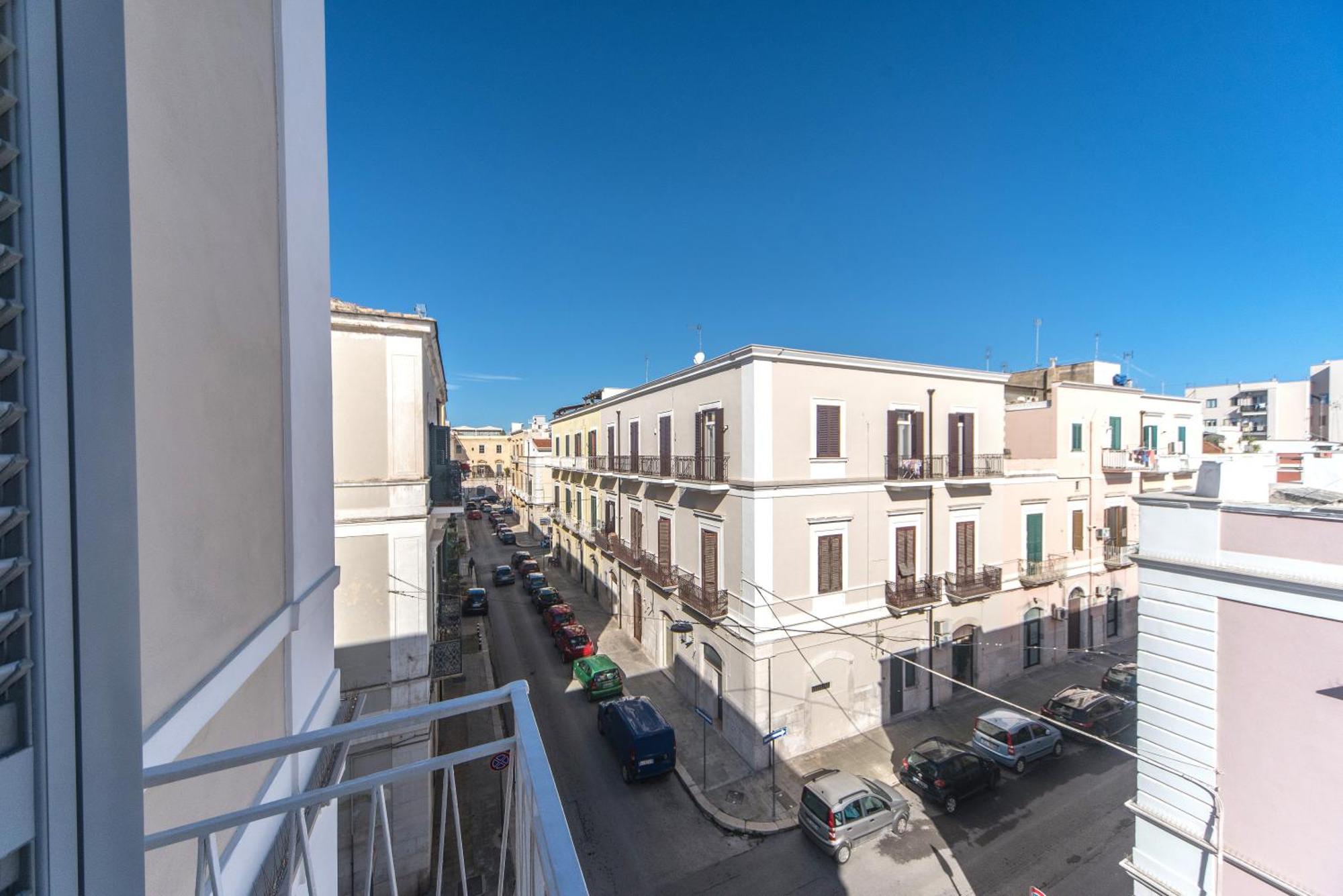 B&B Camera A Sud Mare' Trani Buitenkant foto